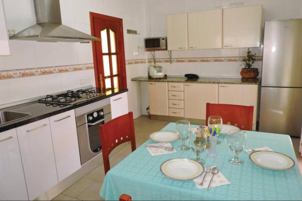 Preciosa Casa Con Piscina Al Lado De La Playa Villa Miami Playa Екстериор снимка